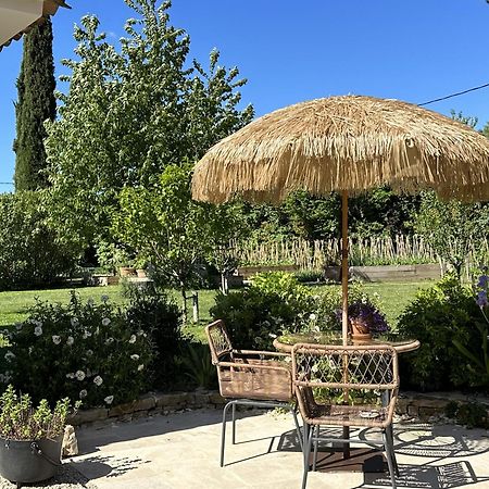 Hotel La Parenthese Saint Donat Aix-en-Provence Exterior foto