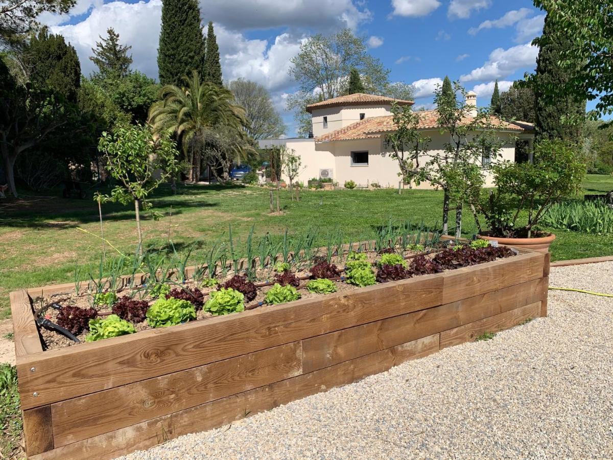 Hotel La Parenthese Saint Donat Aix-en-Provence Exterior foto